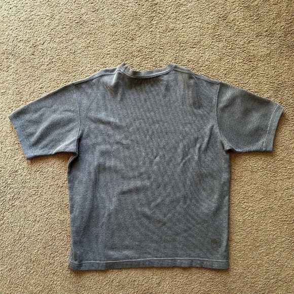 Timberland Sweater Mens Large *Stain* Crewneck Short Sleeve Grey Logo - Picture 2 of 10
